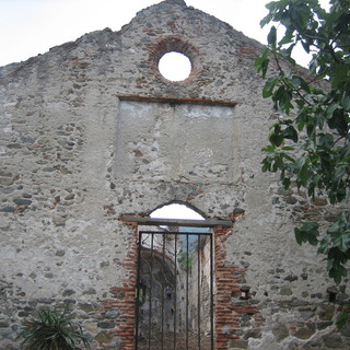 Torna la preghiera interreligiosa nella chiesa "senza tetto" a Legino