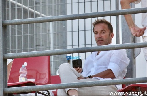 Alessandro Del Piero all'Annibale Riva, l'ex attaccante della Juventus ad Albenga per seguire Albingaunia - Sanremese