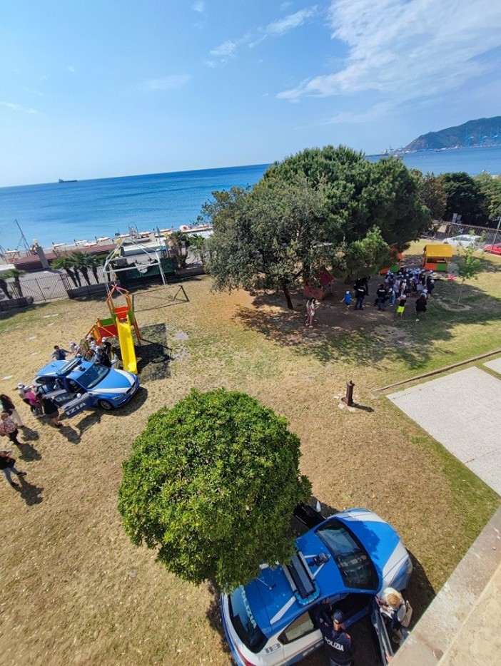 L'Istituto Boselli-Alberti di Savona "prende il volo", grazie ai nuovi corsi per pilota di drone L'Istituto Boselli-Alberti di Savona "prende il volo", grazie ai nuovi corsi per pilota di drone