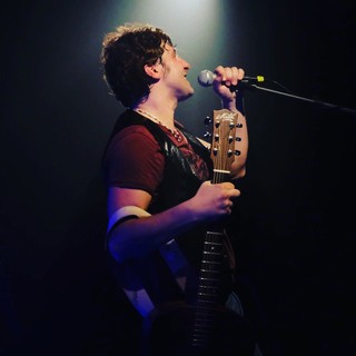 Emanuele Dabbono è la star del Varigotti Festival