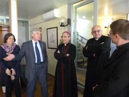 Don Piccoli indagato per omicidio, l'arcivescovo dell'Aquila: "Si trasferì per motivi di salute" Don Piccoli indagato per omicidio, l'arcivescovo dell'Aquila: "Si trasferì per motivi di salute"
