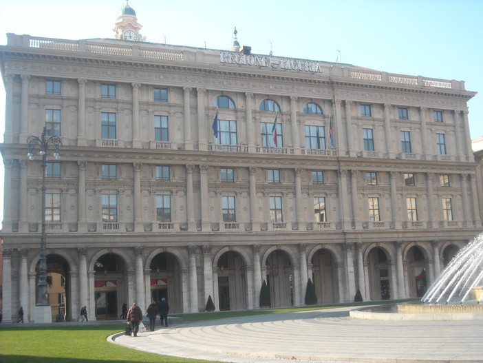 Regione, PD: "I milioni per la Reggia De Ferrari potevano essere impiegati per sanità sport e molto altro" Regione, PD: "I milioni per la Reggia De Ferrari potevano essere impiegati per sanità sport e molto altro"