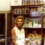 Savona, lutto per la scomparsa della storica panettiera di Villapiana Dolores Tomasoni Savona, lutto per la scomparsa della storica panettiera di Villapiana Dolores Tomasoni