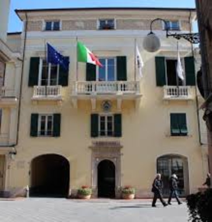 Pietra Ligure, Boero (Fp Cgil) contro il sindaco anti "furbetti": "Le regole per la pausa caffè ci sono già" Pietra Ligure, Boero (Fp Cgil) contro il sindaco anti "furbetti": "Le regole per la pausa caffè ci sono già"