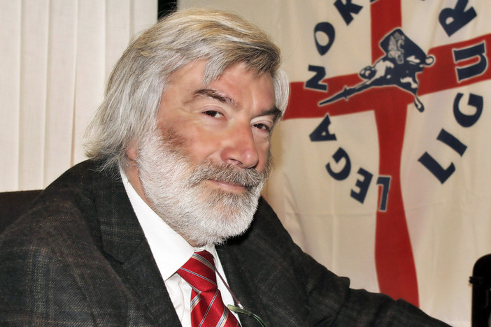 Il consigliere della Lega de Paoli lascia il gruppo del Carroccio in Regione, e attacca il suo ex partito Il consigliere della Lega de Paoli lascia il gruppo del Carroccio in Regione, e attacca il suo ex partito