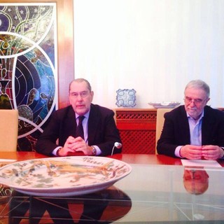 La Fondazione De Mari presenta il Fondo di Solidarietà 2016: 300mila euro a sostegno delle famiglie La Fondazione De Mari presenta il Fondo di Solidarietà 2016: 300mila euro a sostegno delle famiglie