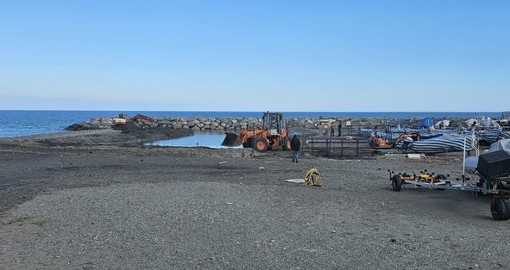 Albenga, la darsena rivede il mare: riaperto il passaggio, Enrico (lega Navale):  “Ma serve una soluzione definitiva”