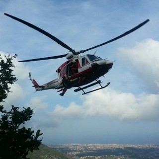 Escursionista caduta sul Monte Carmo: interviene l'elisoccorso