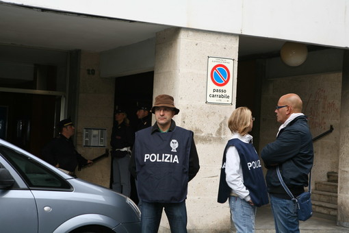 Albissola: delitto di via dell'Oratorio, donna aggredita in bagno