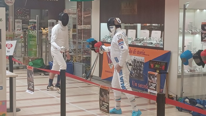 Albenga, Tutti in fila. In punta di spada oggi 19 ottobre a Le Serre Village Albenga, Tutti in fila. In punta di spada oggi 19 ottobre a Le Serre Village