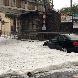 Alassio, rimane intrappolata nel sottopasso di via Diaz: donna salvata dai carabinieri