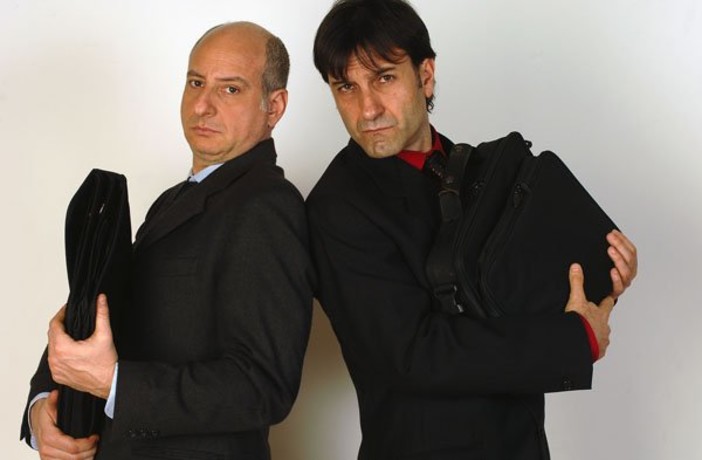 Ancora risate al Teatro Ambra di Albenga con i Comici Bove e Limardi in “per fare chiarezza se è possibile”