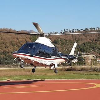 In spiaggia per la prima abbronzatura in barba al Covid-19: controlli 'a tappeto' dei carabinieri della Compagnia di Albenga