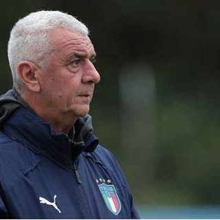 "Sci di fondo on the beach" a Laigueglia, Evaristo Beccalossi starter d’eccezione per la tredicesima edizione