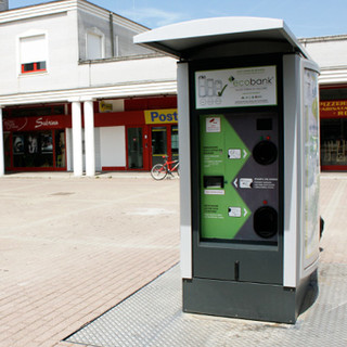 Dai rifiuti soldi da spendere nei negozi di Finale Ligure: la proposta del M5S