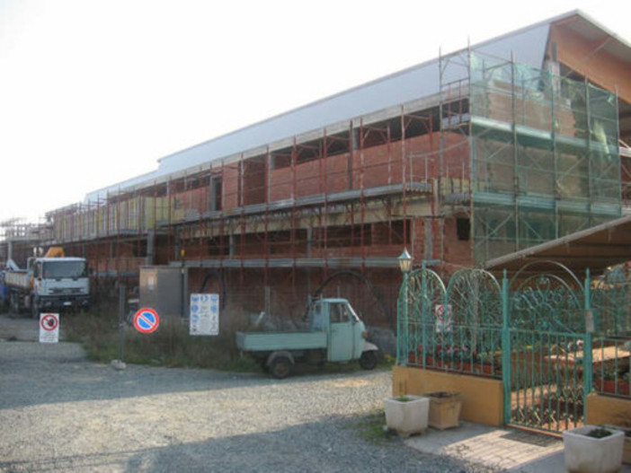 Ex piscina di Luceto, il Comune affida l'incarico per una verifica strutturale Ex piscina di Luceto, il Comune affida l'incarico per una verifica strutturale