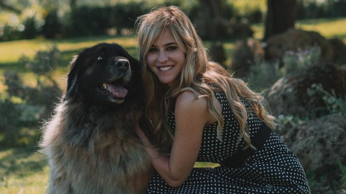 La conduttrice televisiva Elena Ballerini ospite a Radio Onda Ligure 101 La conduttrice televisiva Elena Ballerini ospite a Radio Onda Ligure 101