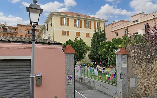 Loano, ex scuole Rossello: scontro legale sul progetto edilizio di sette piani Loano, ex scuole Rossello: scontro legale sul progetto edilizio di sette piani