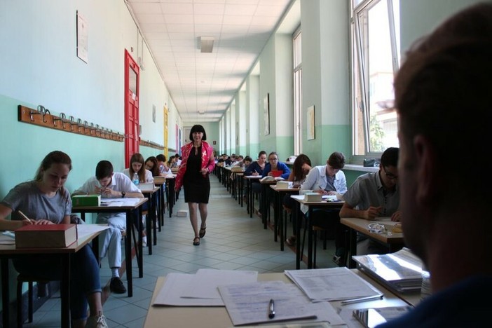 Maturità 2026: ecco gli studenti che si sono diplomati col massimo dei voti negli istituti superiori di Savona Maturità 2026: ecco gli studenti che si sono diplomati col massimo dei voti negli istituti superiori di Savona