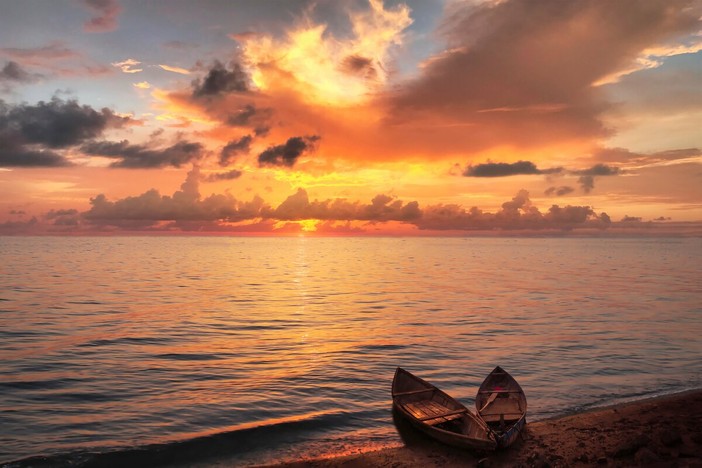 La Riviera di Ponente dopo il tramonto: quello che i visitatori scoprono quando cala il sole