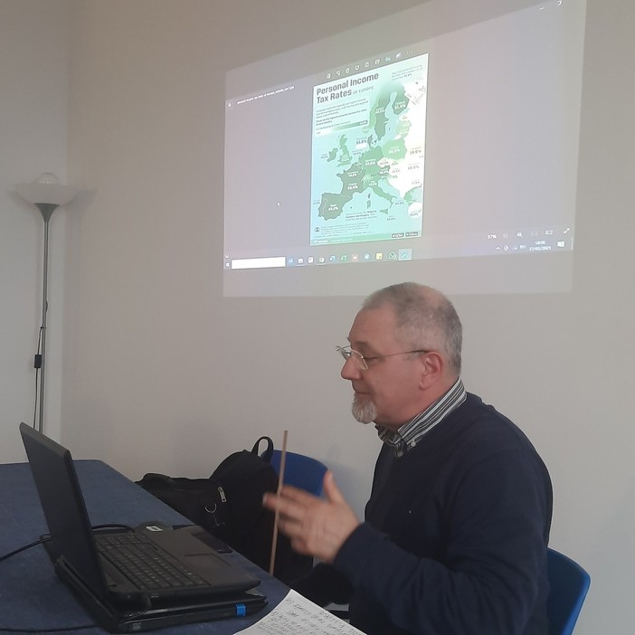 Ceriale, Evandro Piantelli spiega il Fisco online: guida pratica dal pc di casa