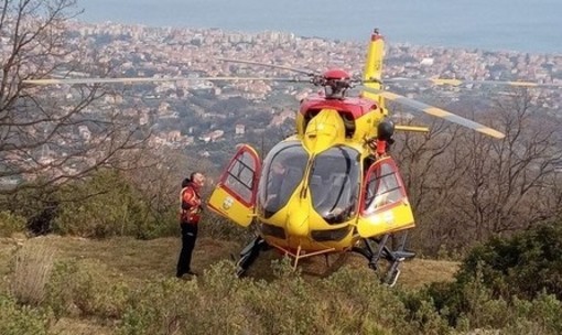 Improvviso dolore toracico alla "Maremontana": 47enne trasportato con l'elisoccorso al Santa Corona