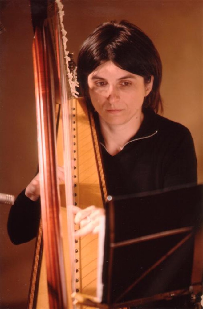 A Toirano il "Duo O'Carolan" il fascino dell'arpa celtica