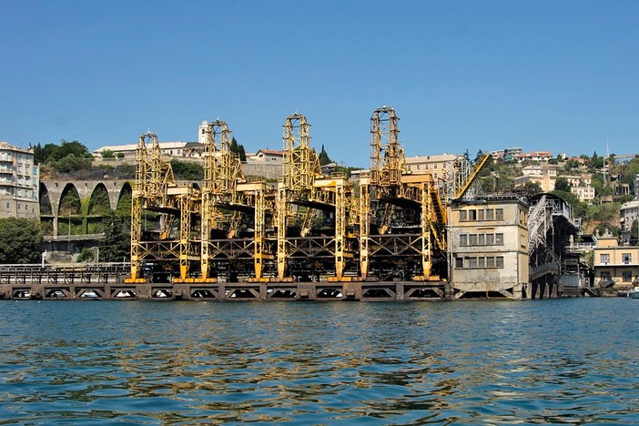 Porti, la "Zona Logistica Semplificata" sarà estesa alle aree di Savona, Vado Ligure e Bergeggi. Inclusa anche l'area "ex Funivie"