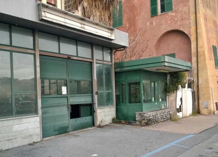 Ex ospedale di Albenga, il sindaco Tomatis: "Chiederemo un incontro con i curatori fallimentari"