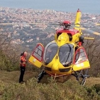 Improvviso dolore toracico alla "Maremontana": 47enne trasportato con l'elisoccorso al Santa Corona