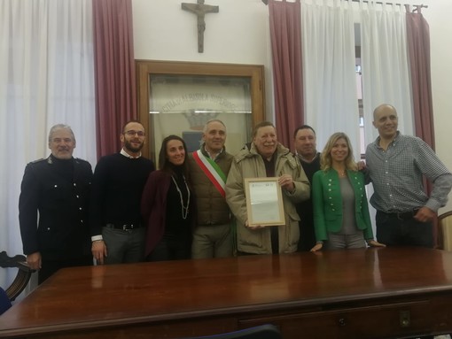 Cinquant'anni al servizio della Croce Verde: l'amministrazione di Albisola Superiore celebra Vilderio Vanz