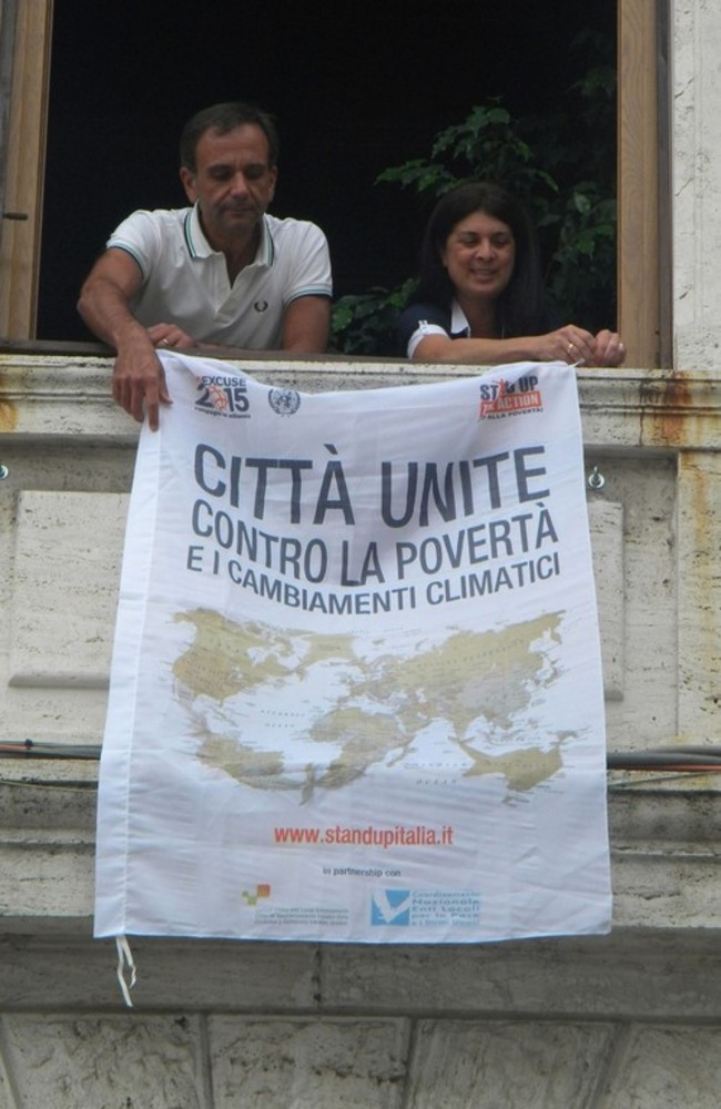 Savona: per il secondo anno, il Comune di Savona partecipa alla mobilitazione “Stand up! Take Action!” contro la povertà Savona: per il secondo anno, il Comune di Savona partecipa alla mobilitazione “Stand up! Take Action!” contro la povertà