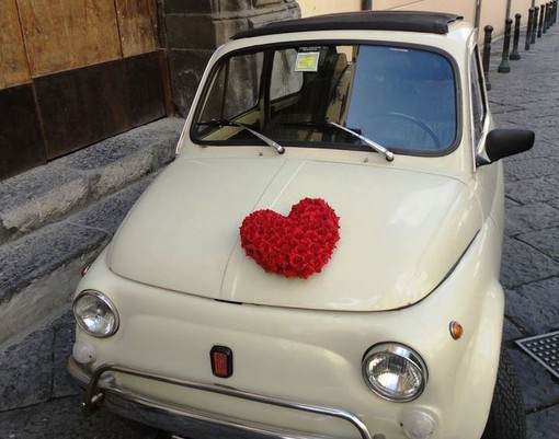 Savona, Villapiana festeggia San Valentino: bancarelle e raduno con Fiat 500 "innamorate"