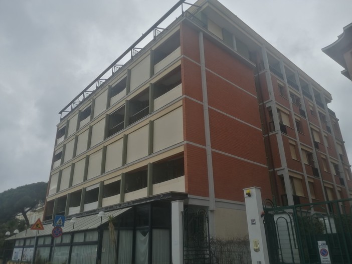 Spotorno, riconversione dell'ex Royal, scettica la minoranza: "Interesse pubblico quasi assente rispetto al ritorno del privato"