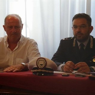 Ad Alassio pugno di ferro contro il commercio abusivo: sequestrati quasi 40mila euro di merce