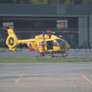 Muore a 28 anni tagliando la legna a Cairo Montenotte