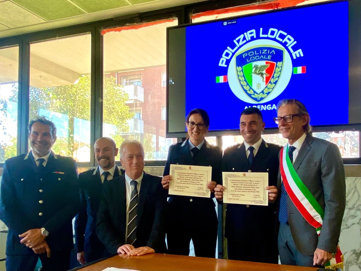 Polizia Locale di Albenga pilastro della sicurezza urbana: record di interventi e un encomio speciale Polizia Locale di Albenga pilastro della sicurezza urbana: record di interventi e un encomio speciale