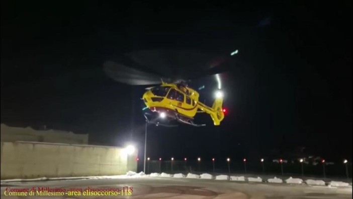 Aree di atterraggio per eliambulanze a Millesimo e Osiglia: volo di prova notturno (VIDEO) Aree di atterraggio per eliambulanze a Millesimo e Osiglia: volo di prova notturno (VIDEO)