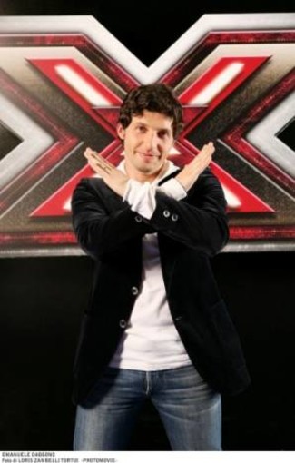 Savona: alla Ubik incontro con il cantautore Emanuele Dabbono Savona: alla Ubik incontro con il cantautore Emanuele Dabbono