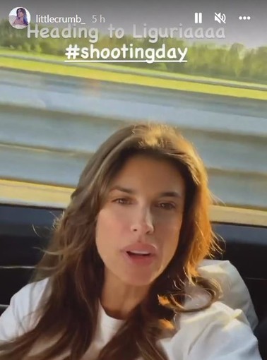 Spot di Elisabetta Canalis, l'attacco di Sansa: "Non solo i 240mila euro di fondi pubblici, ora anche la cena vip a Portofino"