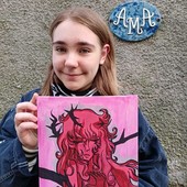 Altare, Emma Kuka trasforma il fumetto in arte su tela