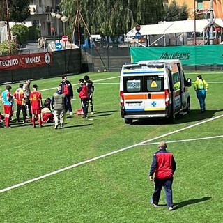 Scontro durante partita di calcio, 16enne portato al Santa Corona dall'elisoccorso