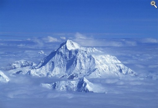 Il Nepal vieta la scalata dell'Everest in mountain bike a Vittorio Brumotti Il Nepal vieta la scalata dell'Everest in mountain bike a Vittorio Brumotti
