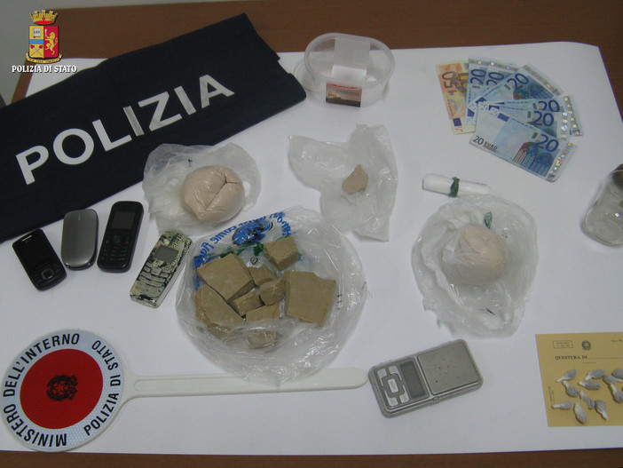 Savona: quarantenne arrestato per spaccio