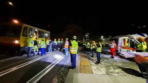 Treni, linea Savona-Ventimiglia, esercitazione della Protezione civile nella galleria Santo Stefano