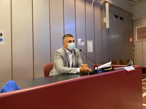 Corsa ai vertici Anas, le voci su De Carolis non convincono la Lega. Rixi: "Uno schiaffo ai liguri" Corsa ai vertici Anas, le voci su De Carolis non convincono la Lega. Rixi: "Uno schiaffo ai liguri"