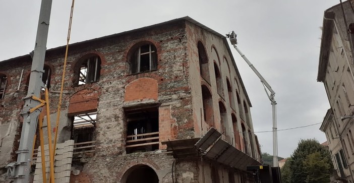Ex Savam, Scotti: "Non possiamo limitarci a sperare in qualche iniziativa privata o nella Regione, bisogna agire" Ex Savam, Scotti: "Non possiamo limitarci a sperare in qualche iniziativa privata o nella Regione, bisogna agire"