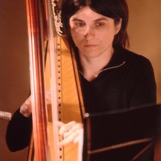 A Toirano il "Duo O'Carolan" il fascino dell'arpa celtica