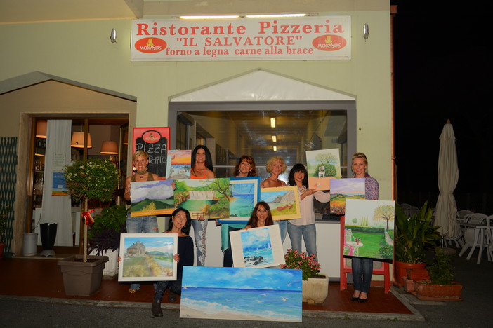 Pietra Ligure, successo per la serata organizzata dal Gruppo Artistico &quot;Le café des artistes&quot;