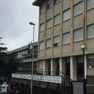 Gabriele, studente Ferraris Pancaldo scrive al Ministro Azzolina: "La scuola è il calore delle persone che si incontrano ogni giorno"